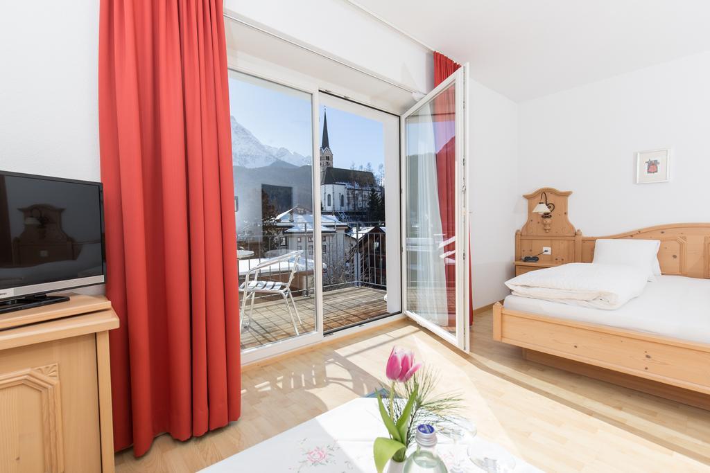 Hotel Restaurant Gabriel Scuol Εξωτερικό φωτογραφία